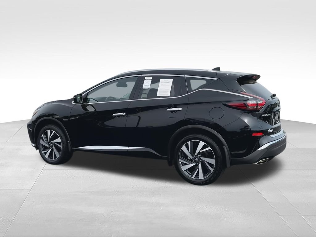 Used 2023 Black Nissan SL image 6