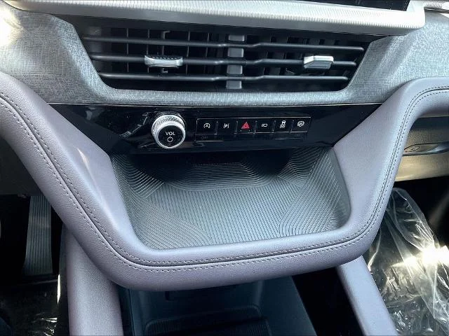 New 2026 Space White Metallic Ford Platinum™ image 59