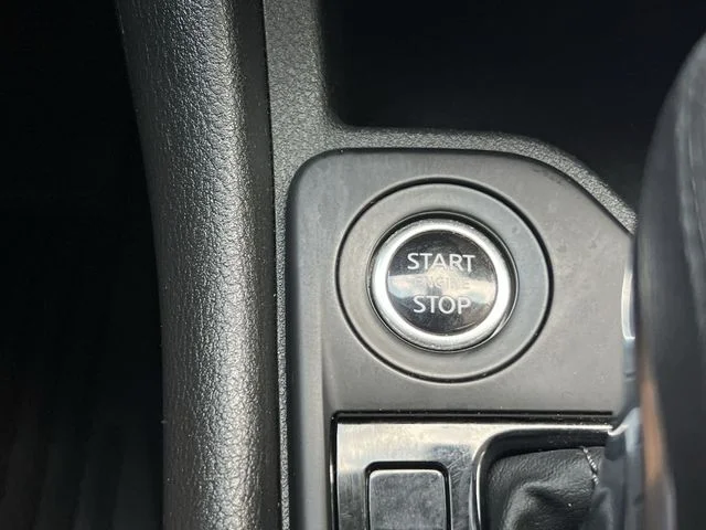 Used 2023 Silver Nissan S image 23