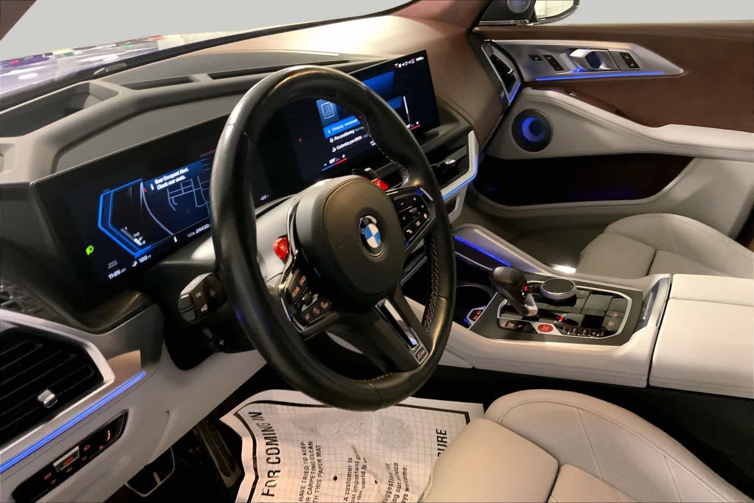 Used 2023 Marina Bay Blue Metallic BMW  image 17