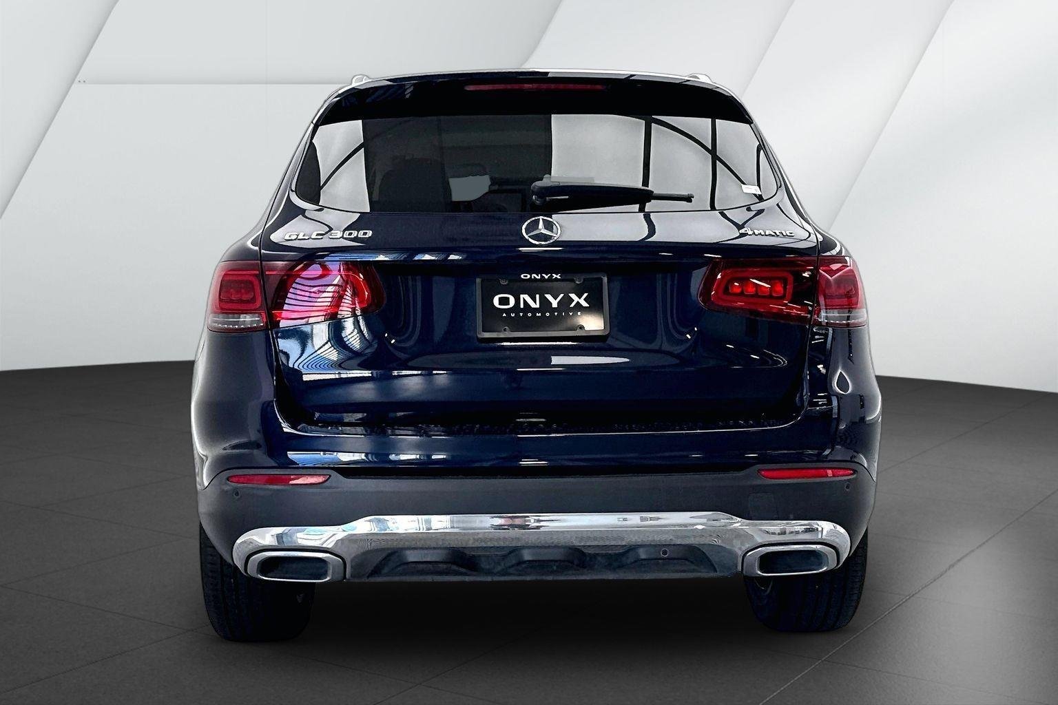 Used 2022 Lunar Blue Metallic Mercedes-Benz GLC 300 image 7