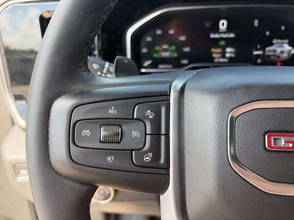 Used 2024 Silver GMC Elevation image 22