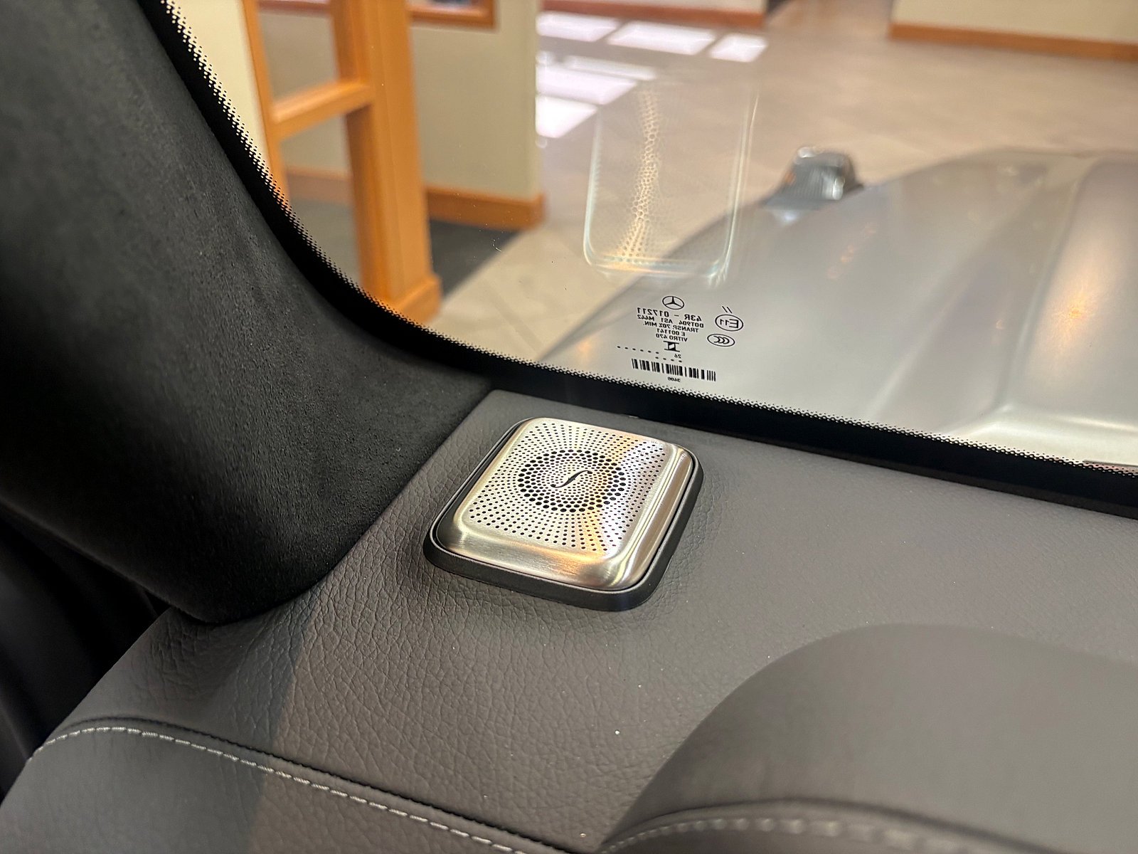 New 2027 MANUFAKTUR Platinum Magno Mercedes-Benz AMG® G 63 image 72