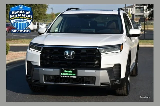 New 2026 Honda Pilot AWD Touring Blackout 8P