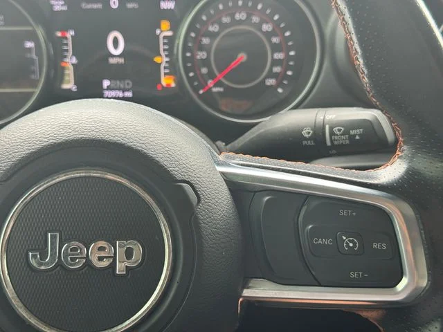 Used 2021 Black Jeep Mojave image 25