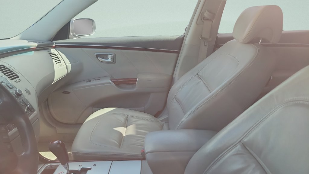 Used 2007 Gray Hyundai Limited image 5