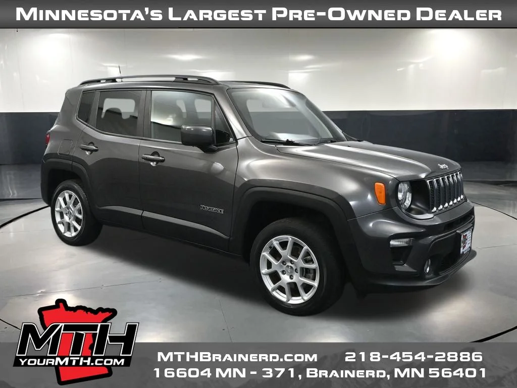 Used 2021 Gray Jeep Latitude image 1