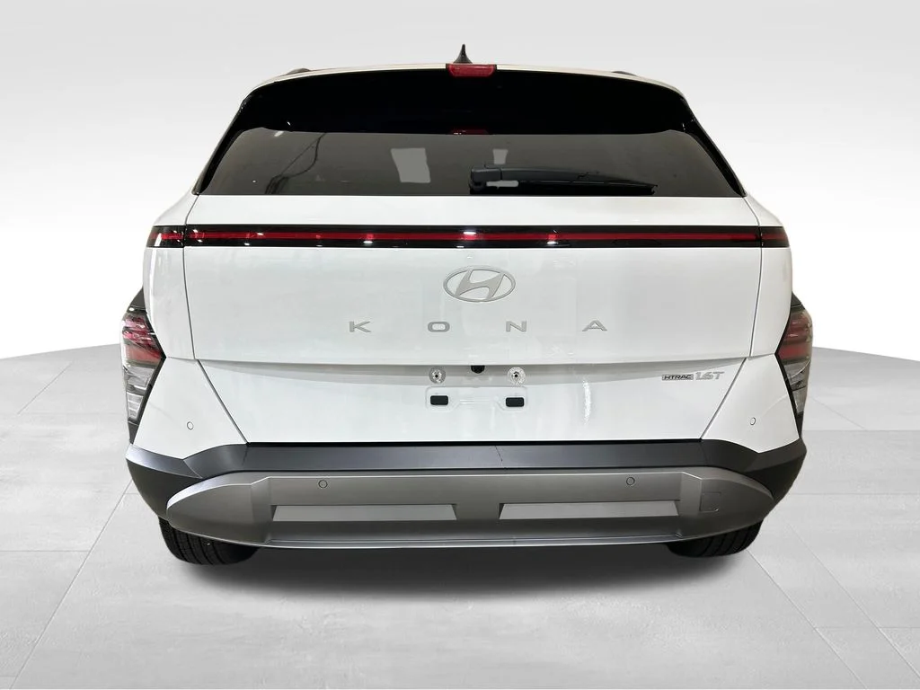 Used 2024 White Hyundai Limited image 4