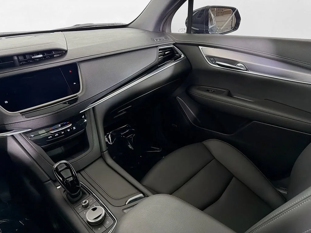 2024 Cadillac XT6 Luxury - Photo 22