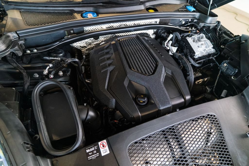 Used 2025 Grey Porsche Base image 41