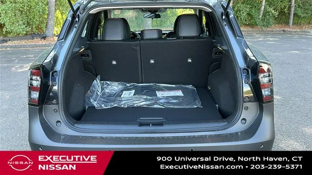 Used 2025 Gray Nissan SR image 25