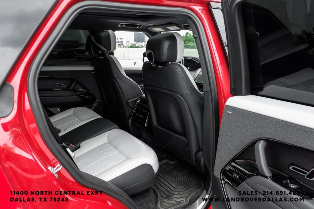 Used 2023 Firenze Red Metallic Land Rover SE Dynamic image 43