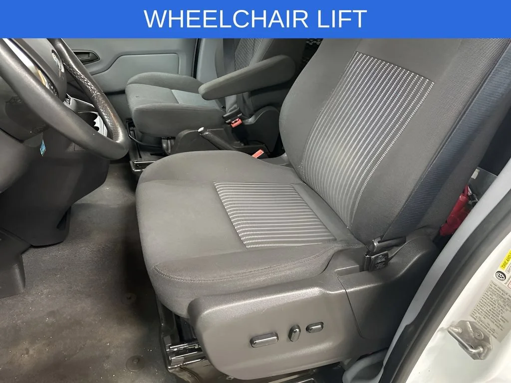 2016 Ford Transit XL - Photo 32