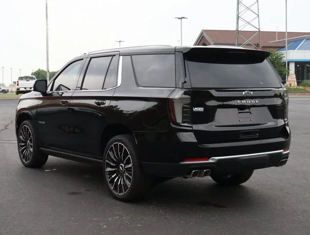 New 2026 Black Chevrolet High Country image 7