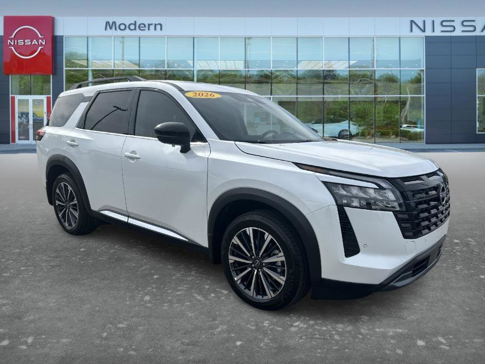 Certified Used 2026 Everest White Pearl Tricoat Nissan Platinum image 3