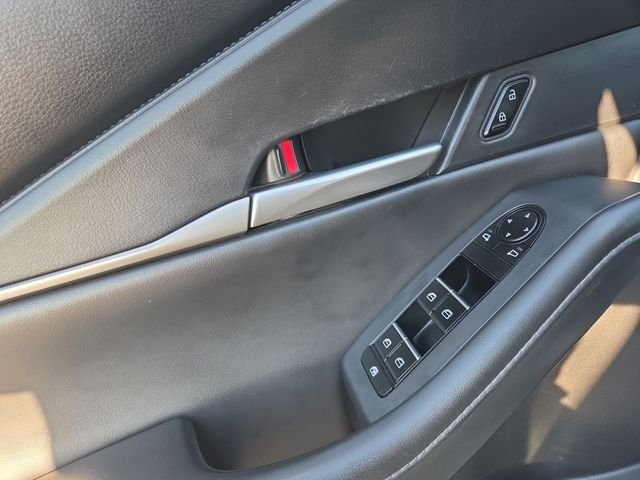 Used 2021 Silver Mazda Select image 10