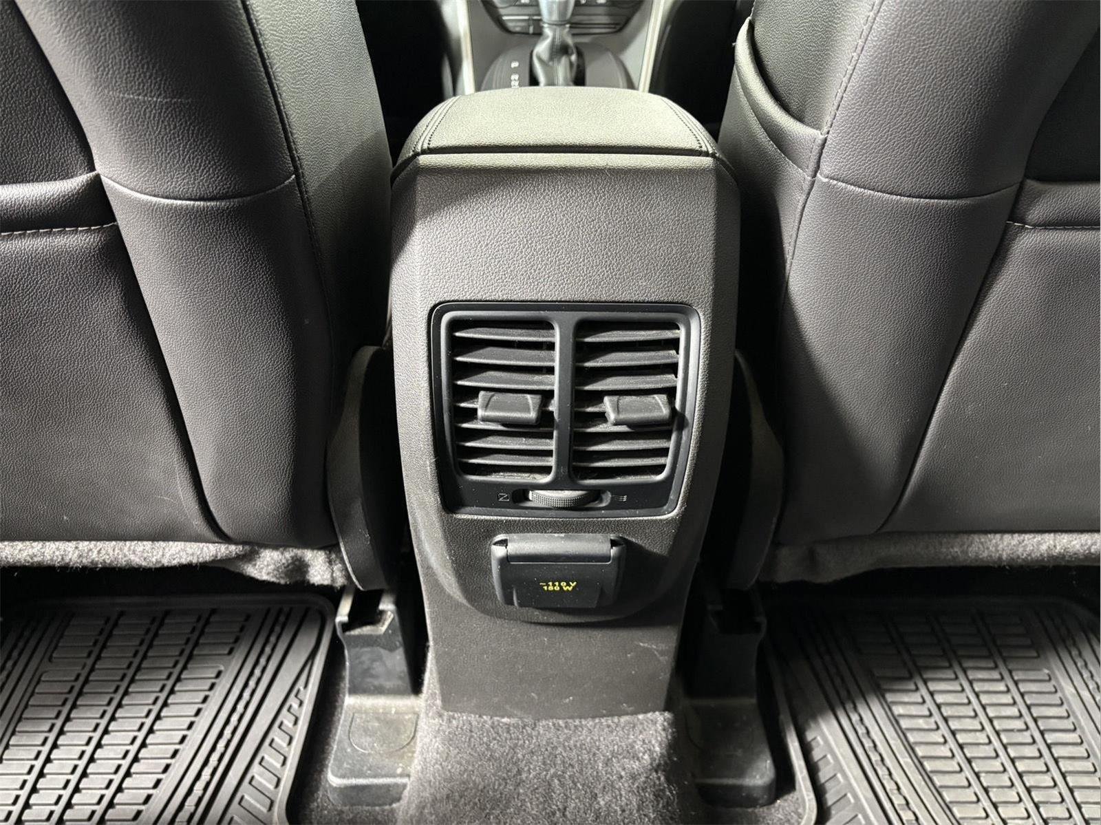 Used 2016 Shadow Black Ford SE image 16