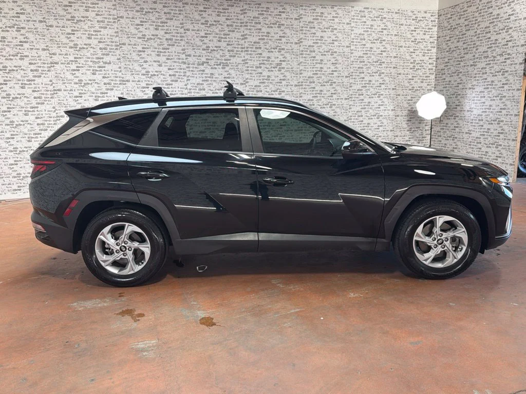Used 2024 Black Pearl Hyundai SEL image 8