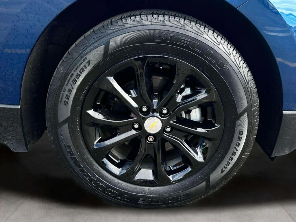 Used 2019 Pacific Blue Metallic Chevrolet LT image 29