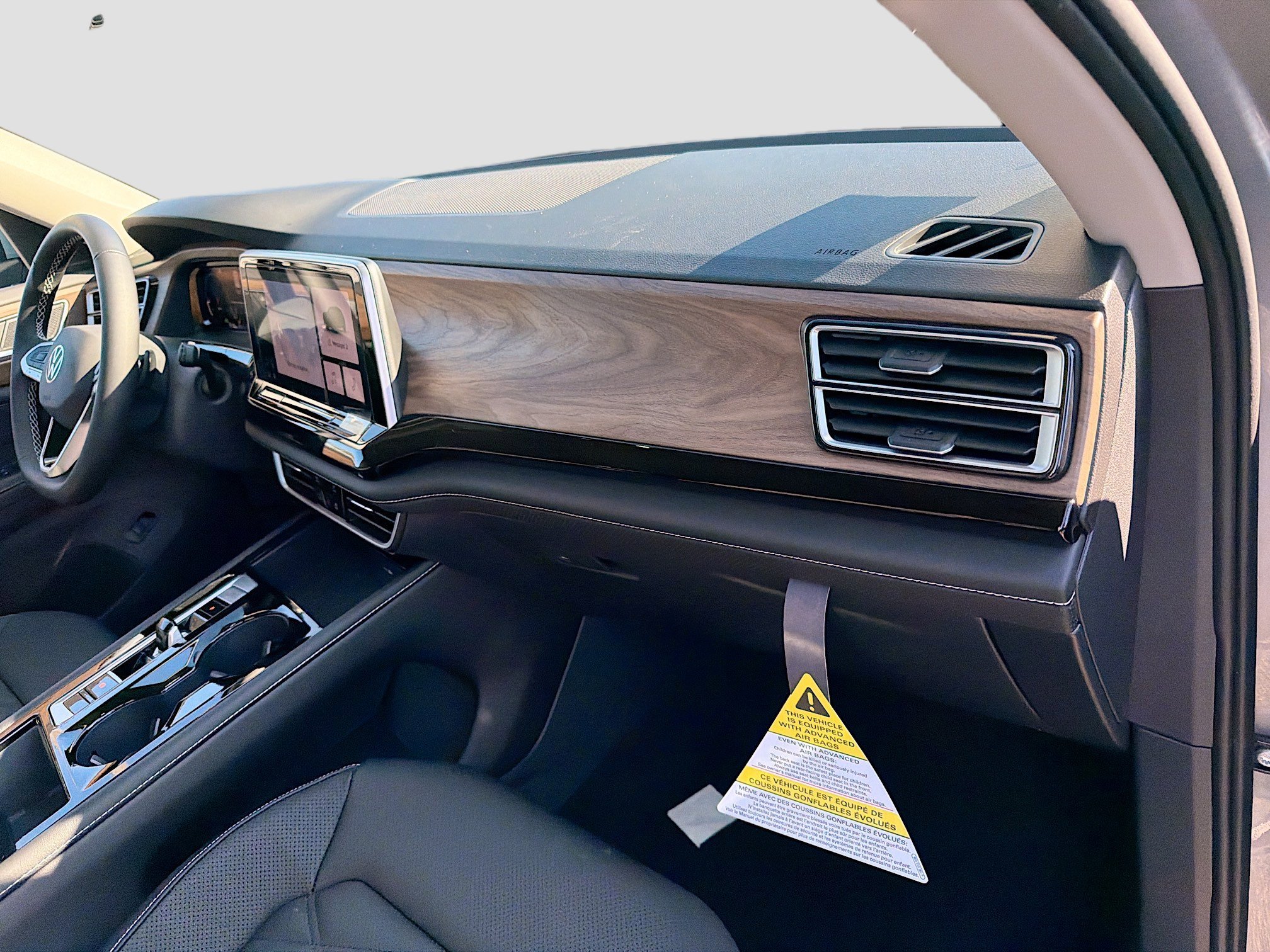2026 Volkswagen Atlas SE w/Tech - Photo 24