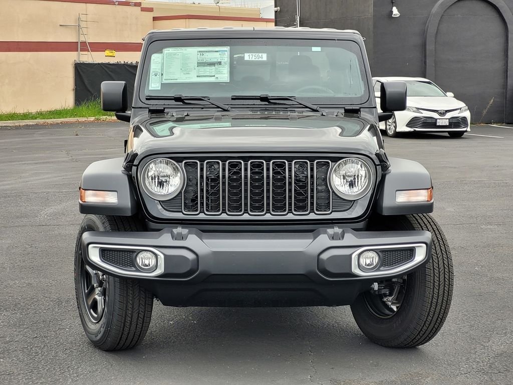 New 2026 Black Clear-Coat Exterior Paint Jeep Sport image 2