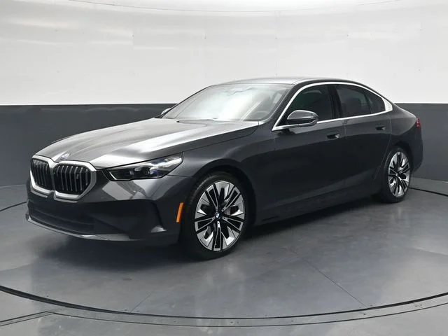 Used 2025 Gray BMW eDrive40 image 10