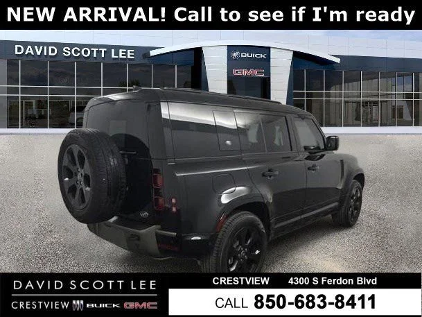 Used 2023 Black Land Rover X-Dynamic SE image 1