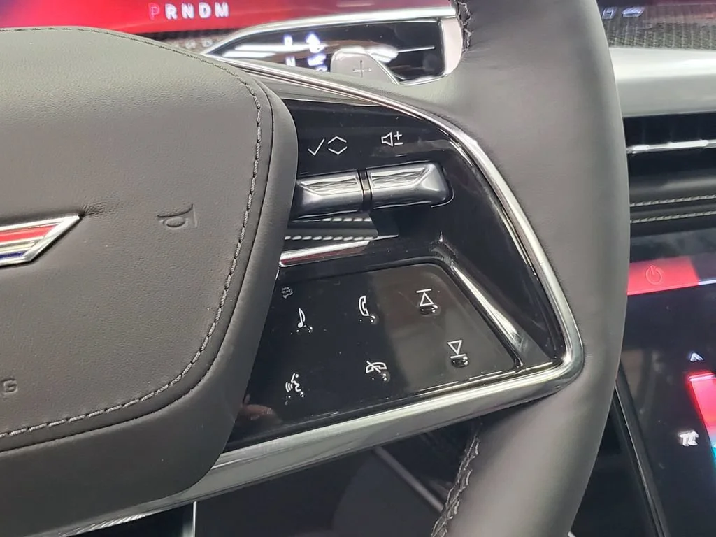 2026 Cadillac Escalade V-Series - Photo 11