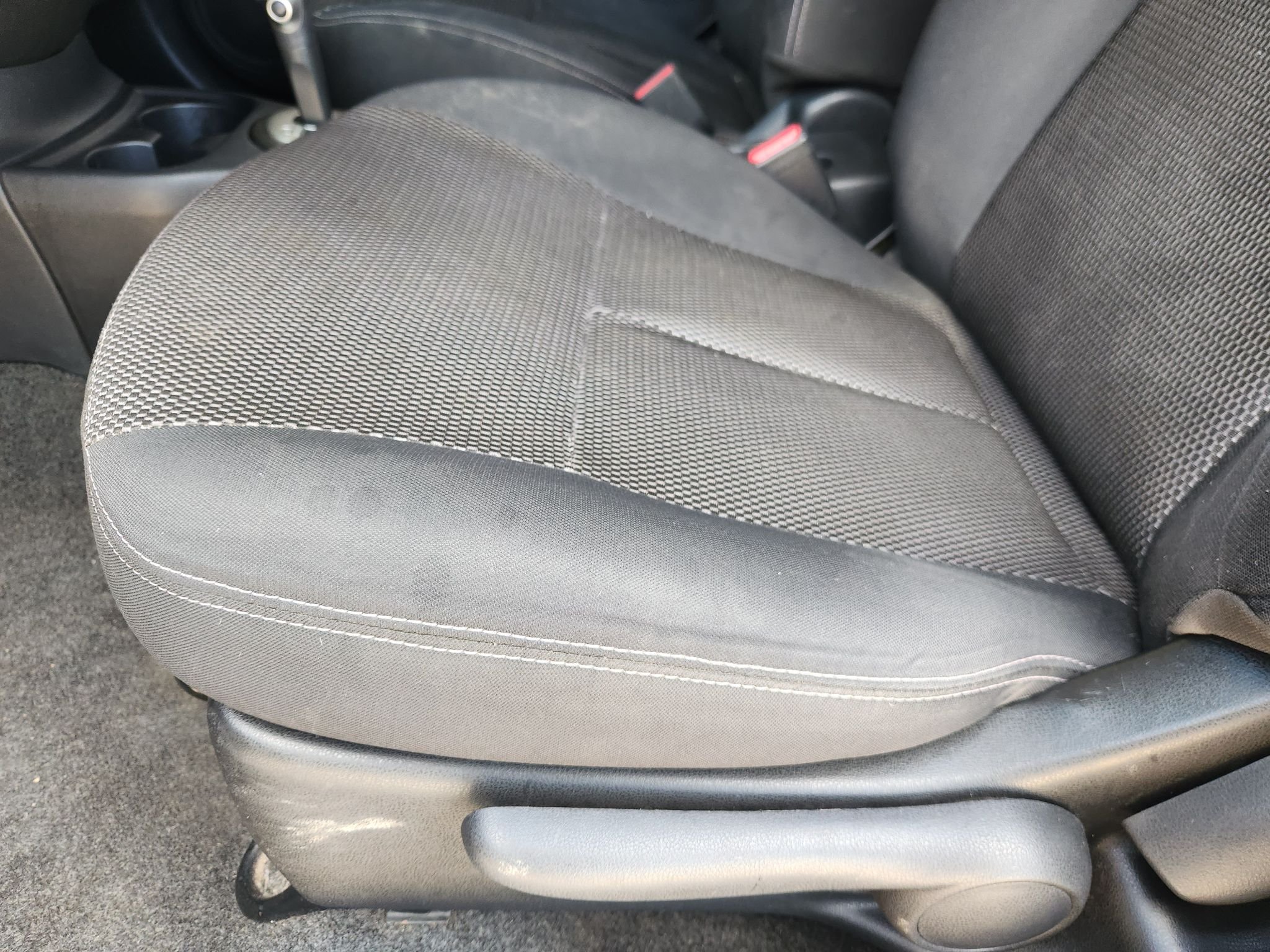 Used 2014 Titanium Nissan SV image 23