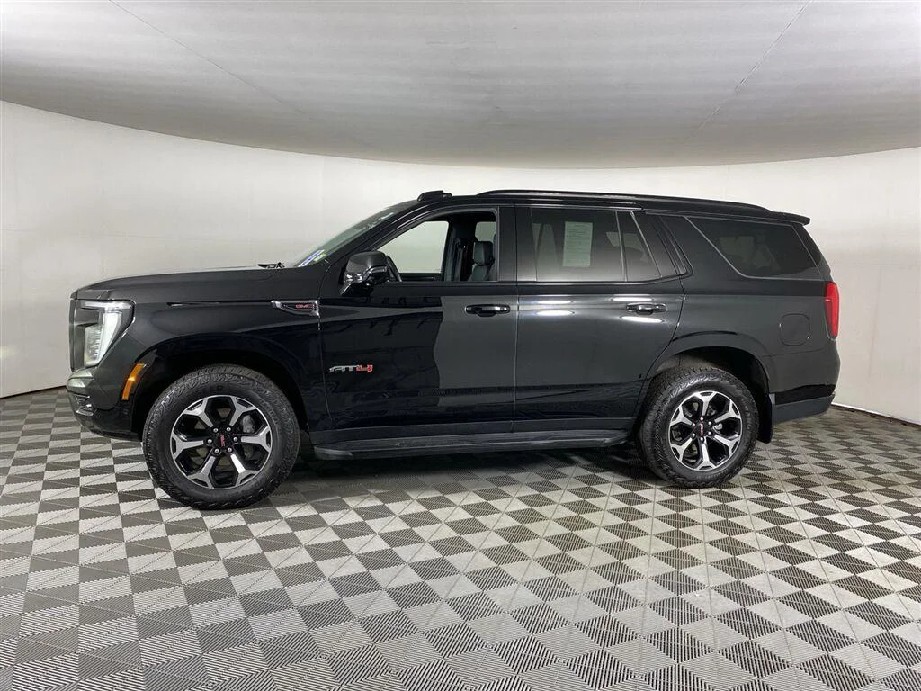 Used 2025 Onyx Black GMC AT4 image 7