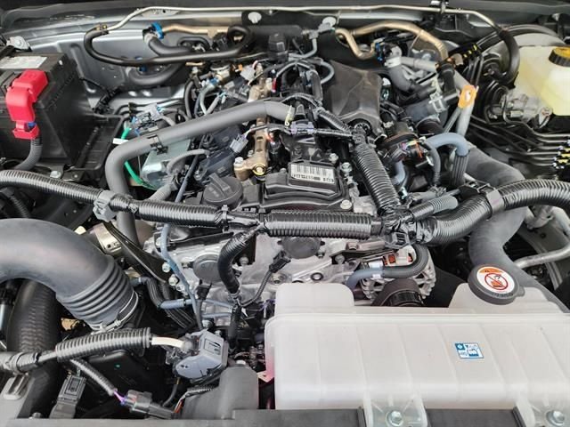 2025 Toyota Tacoma SR5 - Photo 21