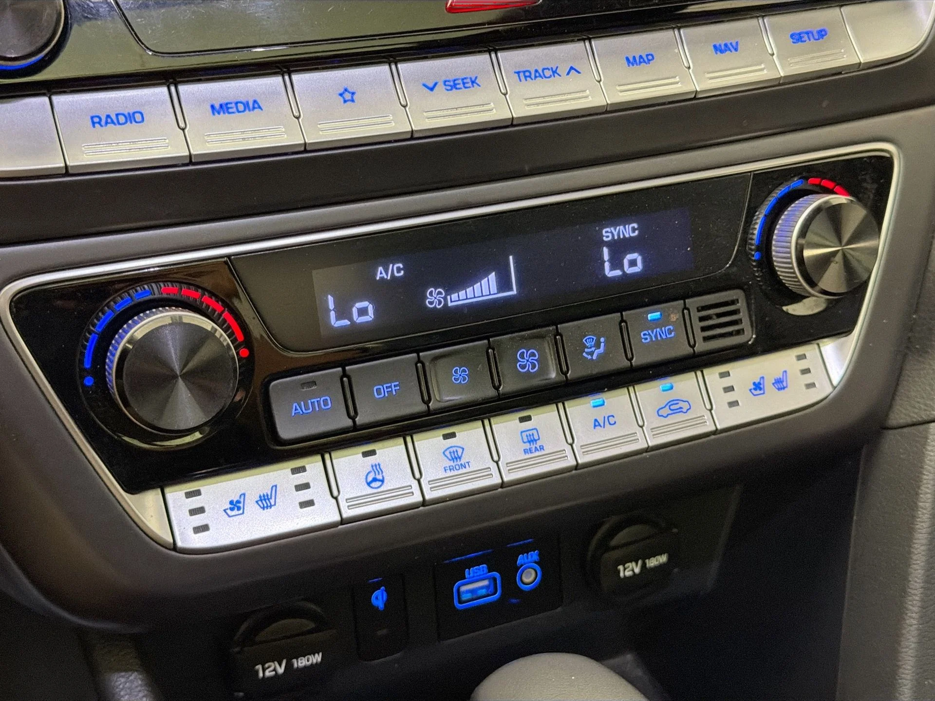 Used 2019 White Hyundai Limited image 17