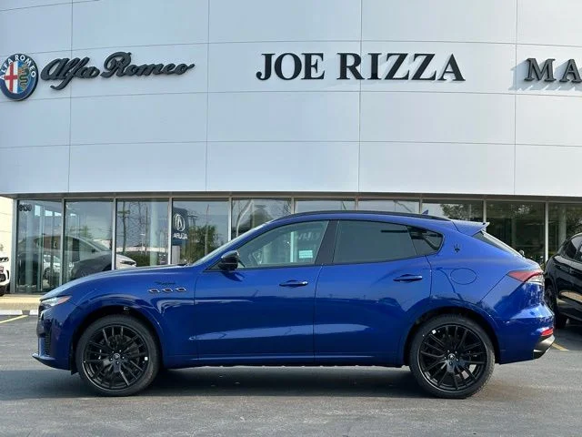 Used 2024 Blue Maserati Modena image 4