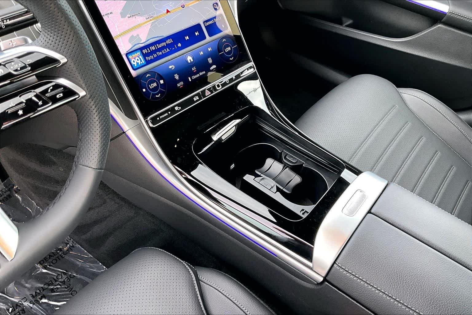Used 2025 Selenite Grey Metallic Mercedes-Benz C 300 image 15