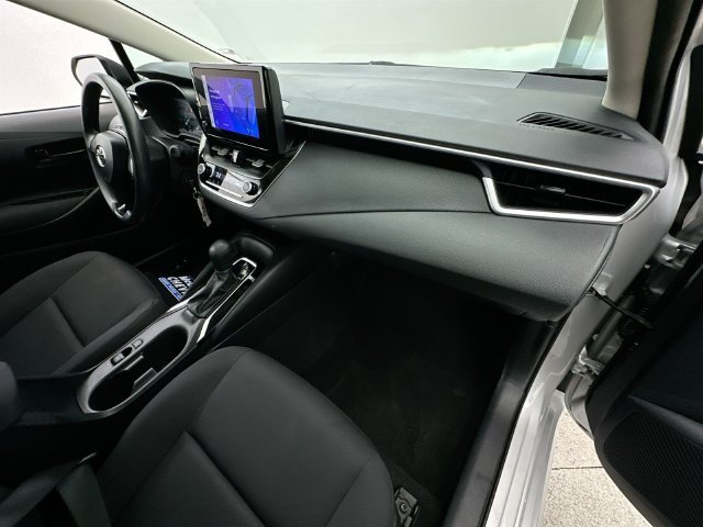 2024 Toyota Corolla LE - Photo 13