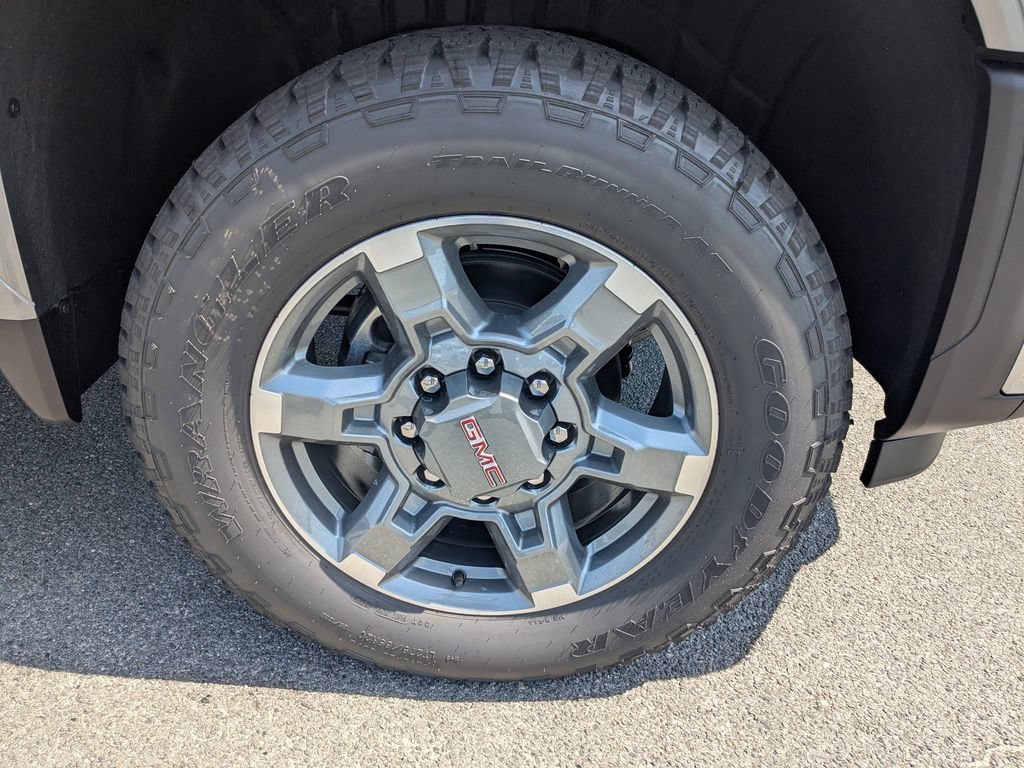 2026 GMC Sierra 2500HD SLT - Photo 11