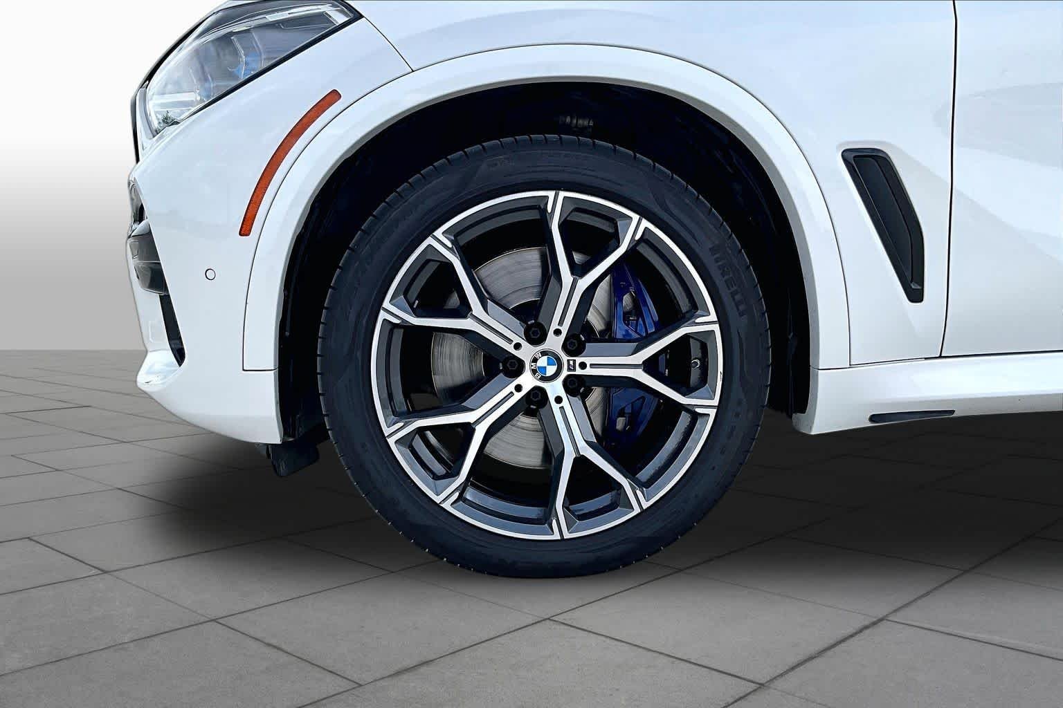 Used 2019 Mineral White Metallic BMW xDrive50i image 11