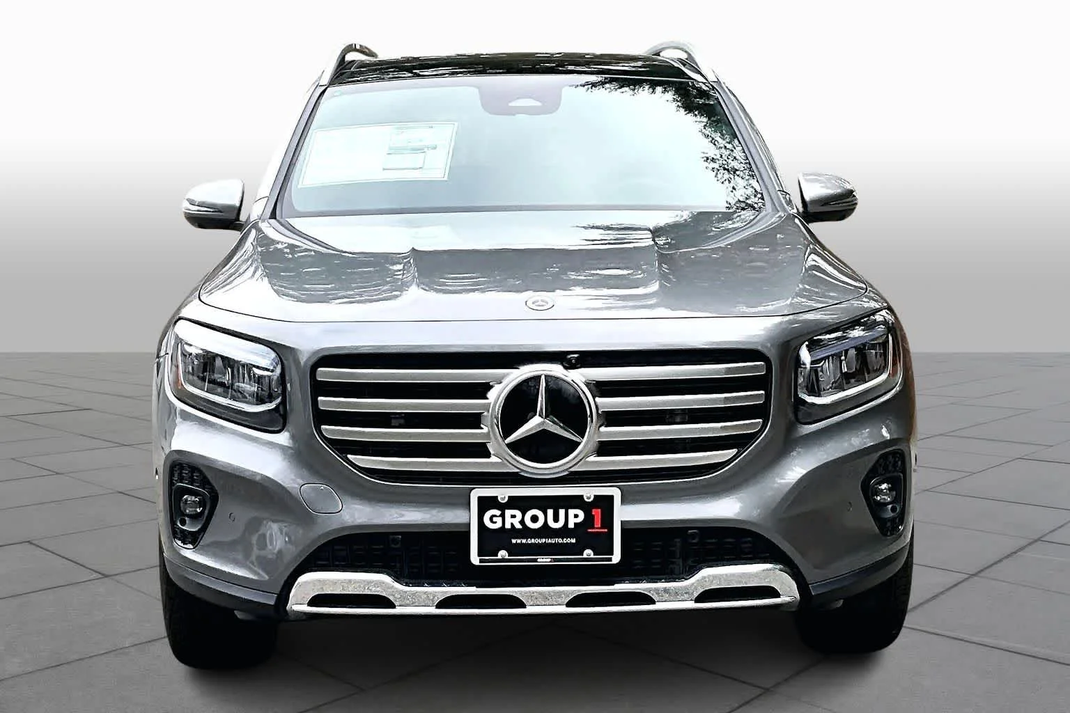 New 2026 Mountain Grey Metallic Mercedes-Benz GLB 250 image 3