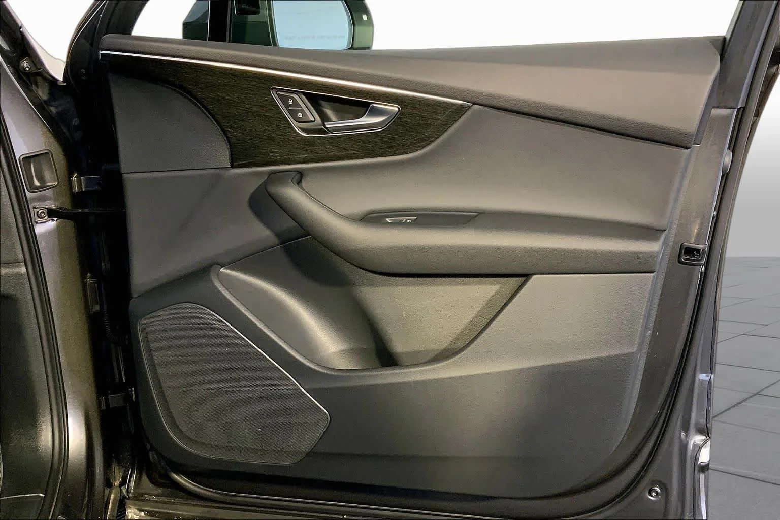 Certified Used 2023 Samurai Gray Metallic Audi Premium image 23