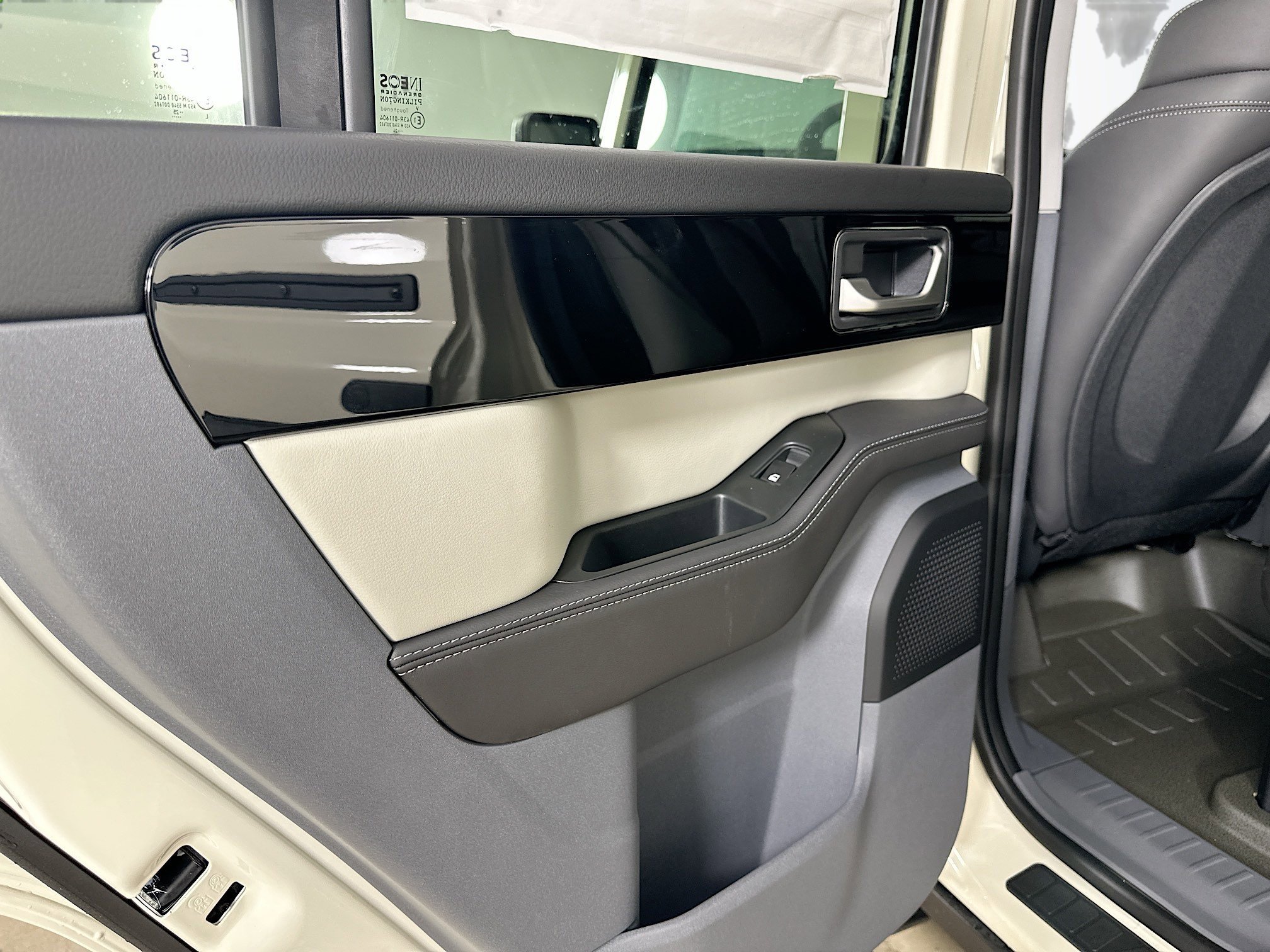 New 2025 Scottish White INEOS Fieldmaster Edition image 36