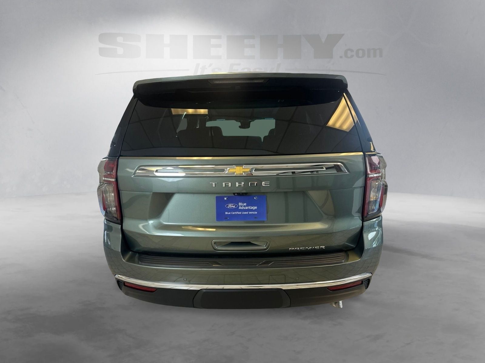 Used 2024  Chevrolet Premier image 13