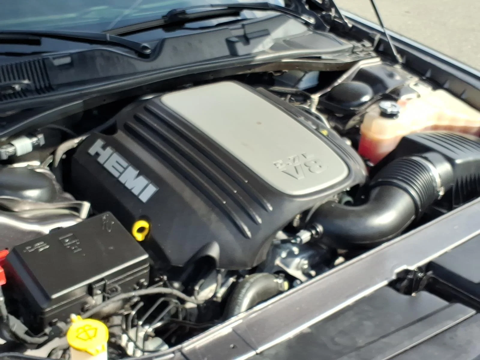 Used 2022  DODGE RT image 28