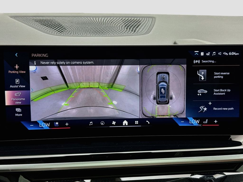 New 2027 Gray Metallic BMW xDrive40i image 15