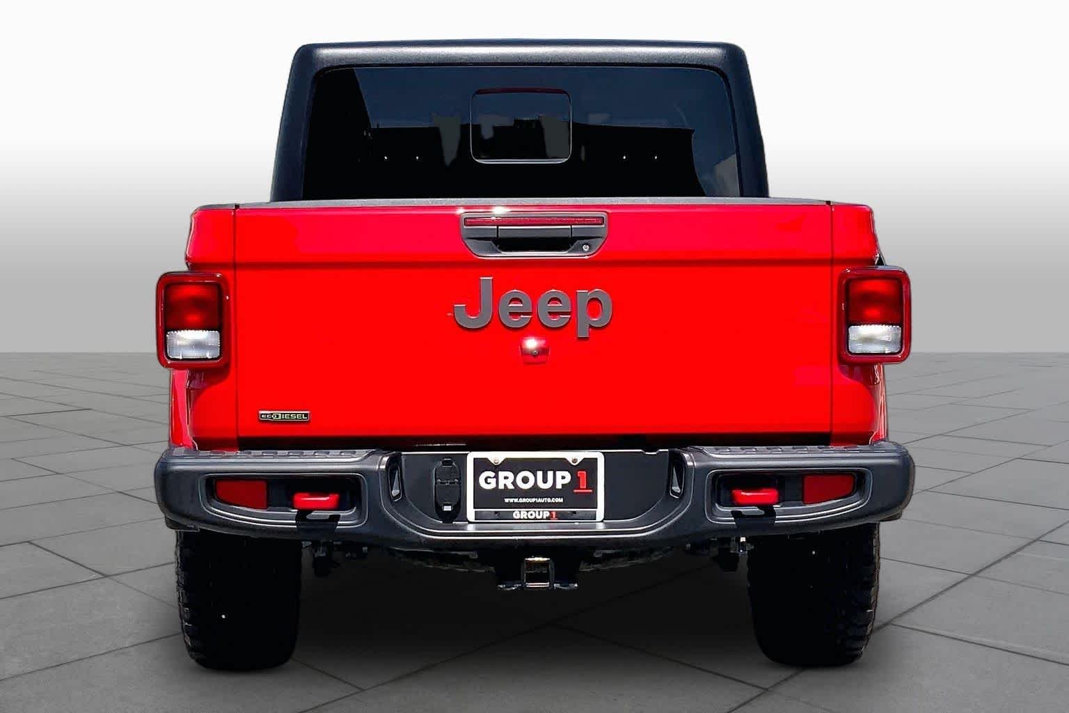 Used 2023 Firecracker Red Clearcoat Jeep Rubicon image 5