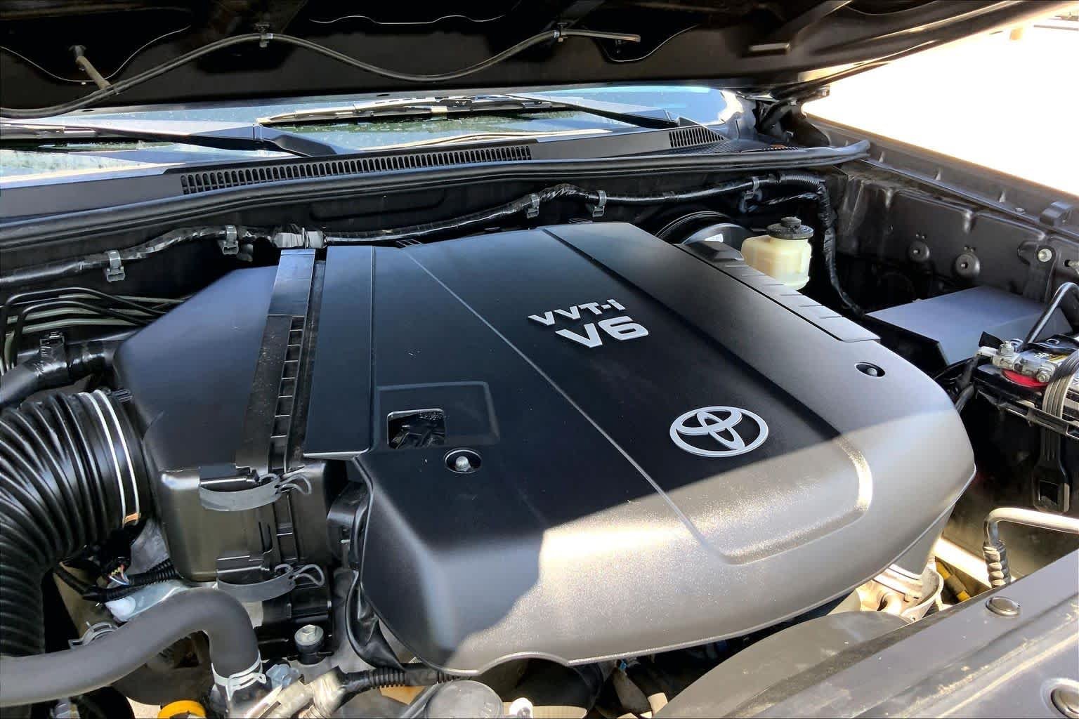 Used 2014 Magnetic Gray Metallic Toyota PreRunner image 32
