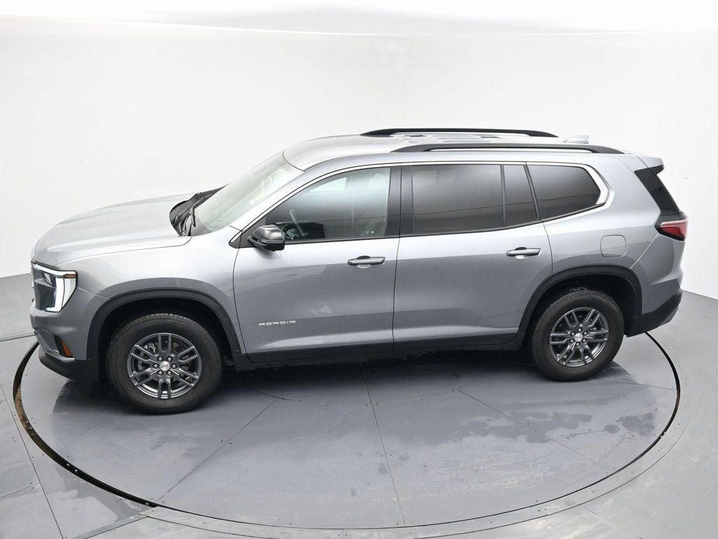 Used 2025 Sterling Metallic GMC Elevation image 27