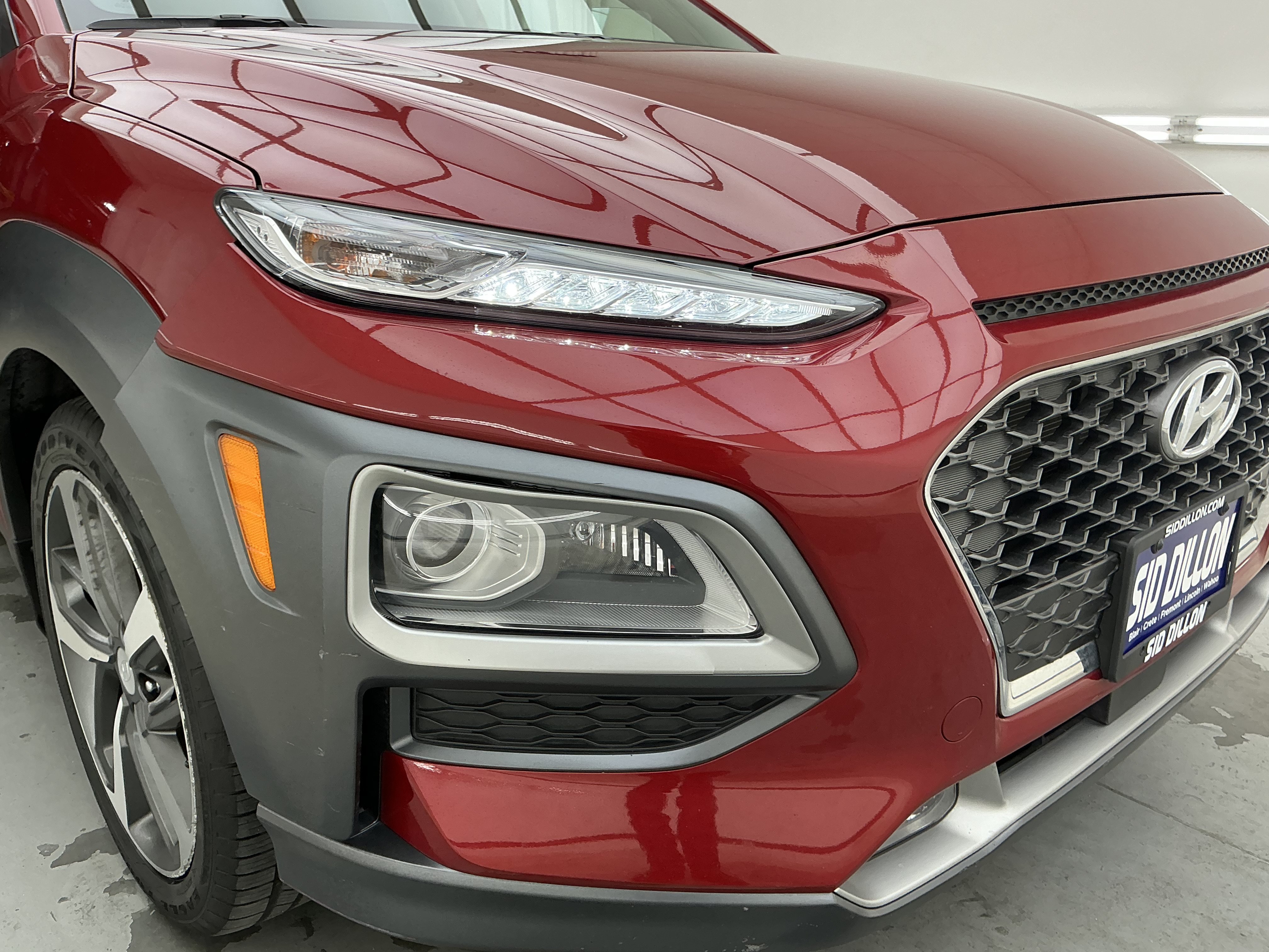 Certified Used 2020 Pulse Red Hyundai Ultimate image 27