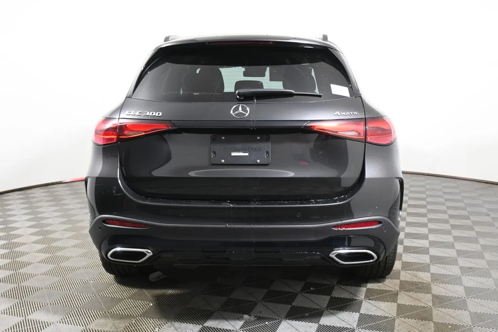 Certified Used 2026 Gray Mercedes-Benz GLC 300 image 6