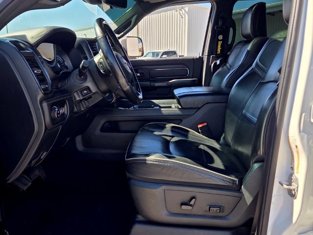 Used 2022 White Ram Limited image 5