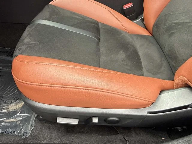 Used 2025 Beige Mazda 2.5 Carbon Turbo image 31